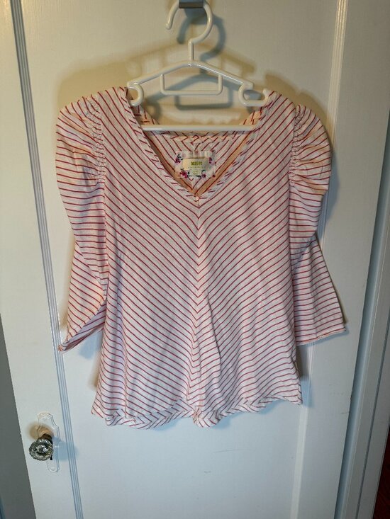 Maeve Tops - Anthropologie Maeve striped puff sleeve top
